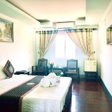 Mekong Hotel Thakhek Exteriör bild