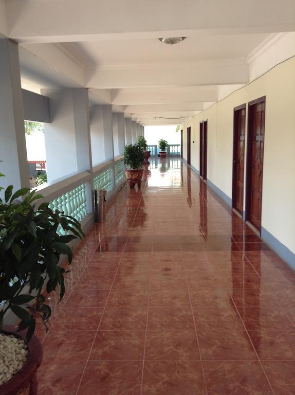 Mekong Hotel Thakhek Exteriör bild