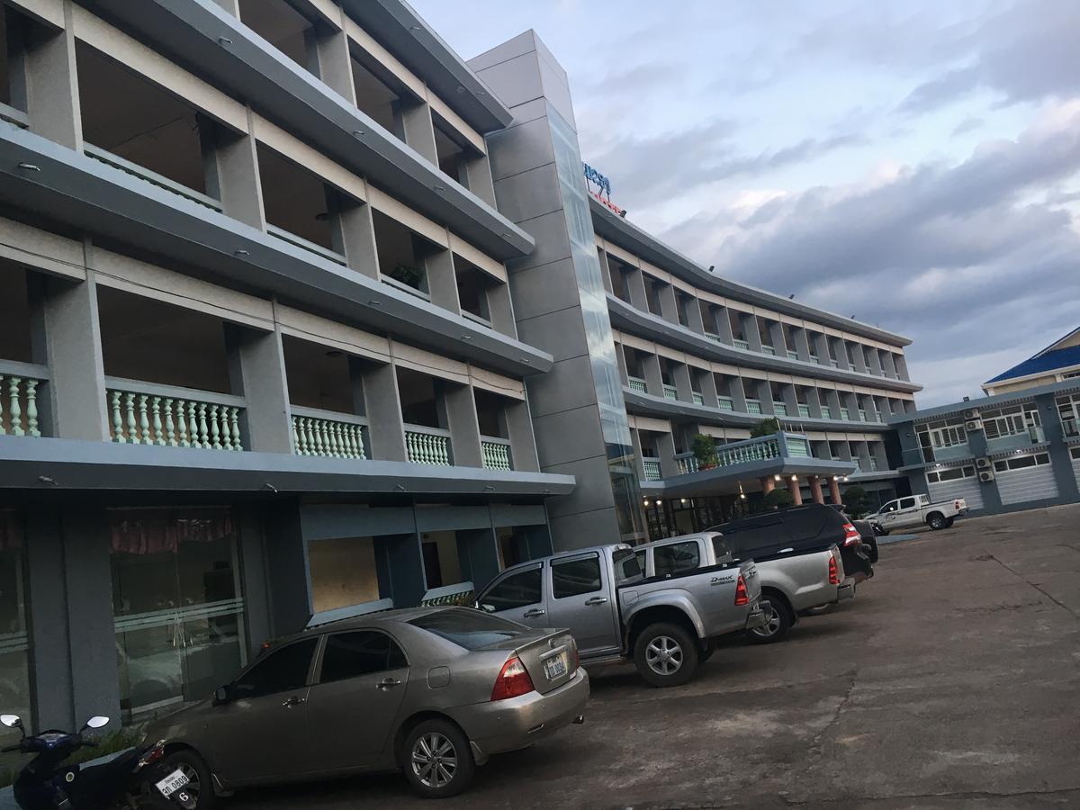 Mekong Hotel Thakhek Exteriör bild