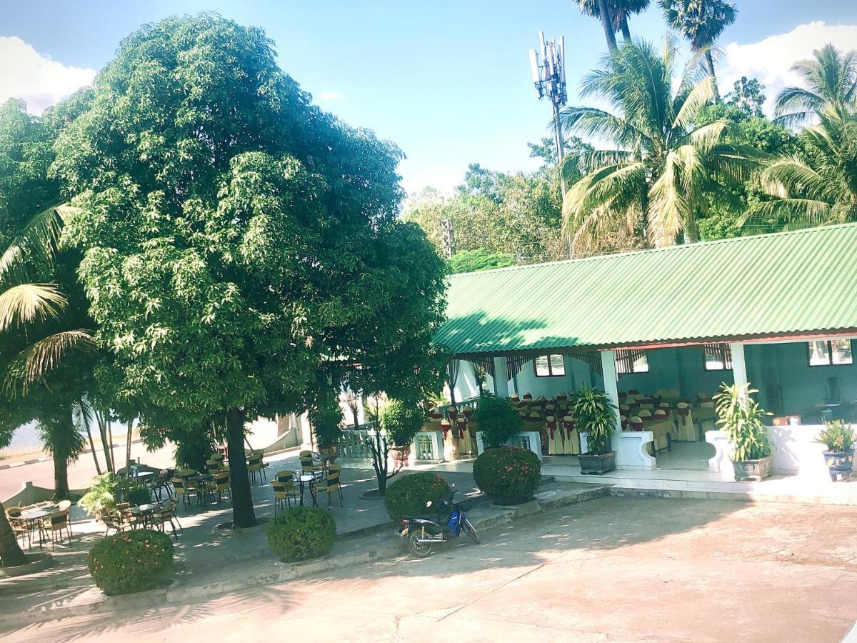 Mekong Hotel Thakhek Exteriör bild